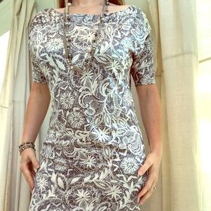 🚨FLASH SALE🚨 Banana Republic Gray Shift Dress